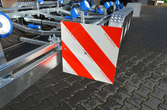 compare product ÜBERBREITENSCHILD Vorne 2 Stck. li.+re. BT